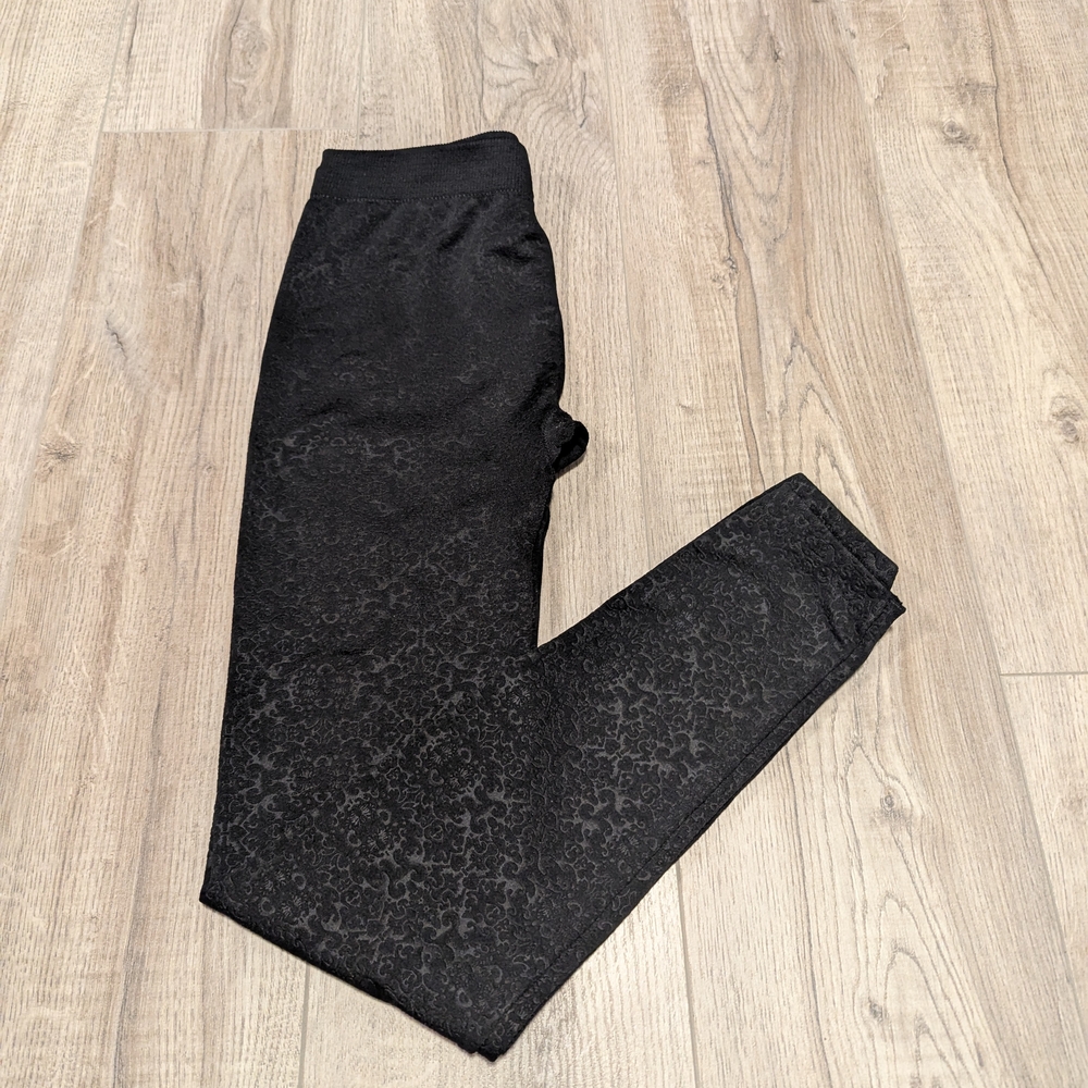 Pink Rose Black Patterned Leggings